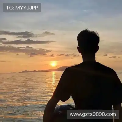 黄婧茵